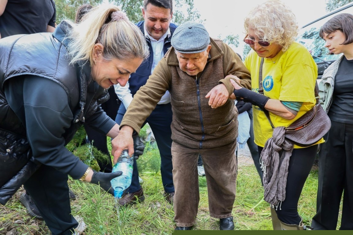 Bodrum’da bin 500 fidan toprakla buluştu
