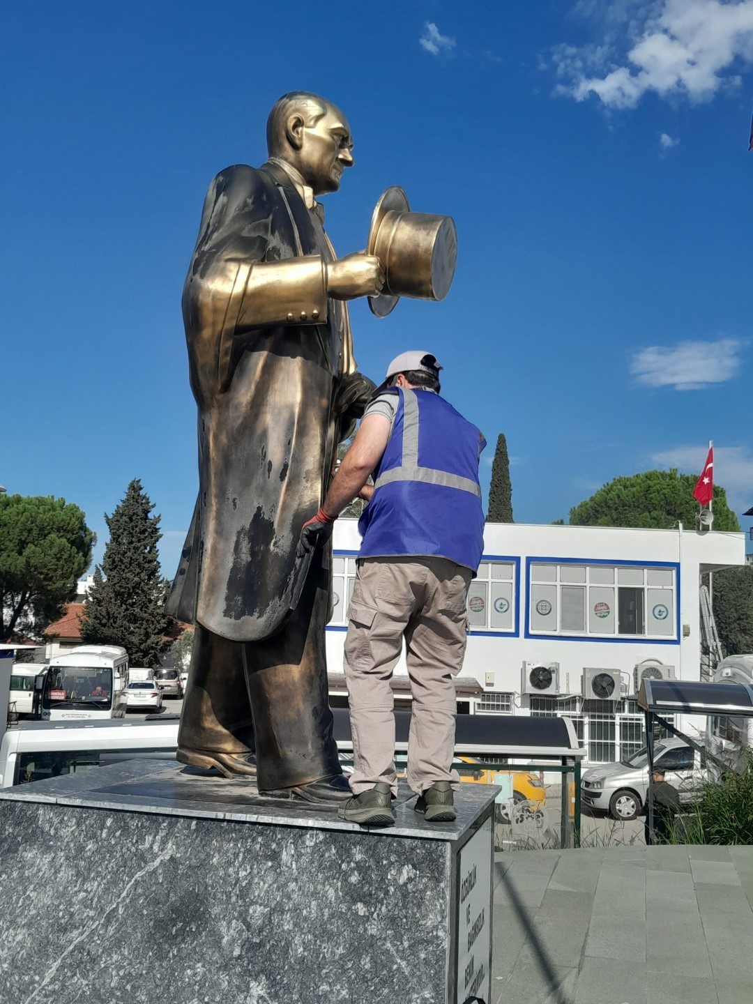 Bodrum’da kent estetiği ve bakım çalışmaları
Bodrum’da kent estetiği ve bakım çalışmaları