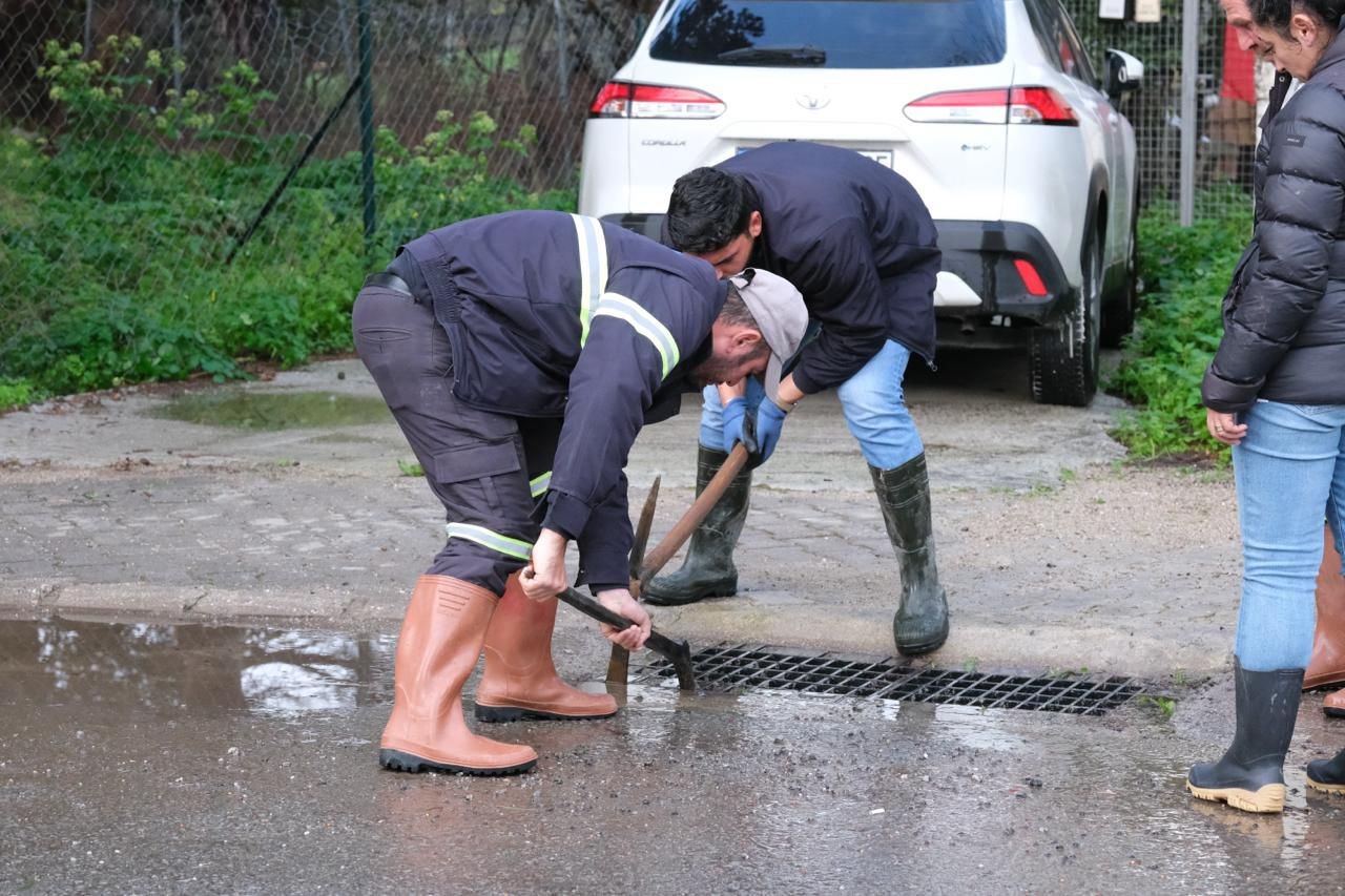 Bodrum’da sağanak yağışın bilançosu: "101 ev, 8 iş yerinde su baskını yaşandı"
