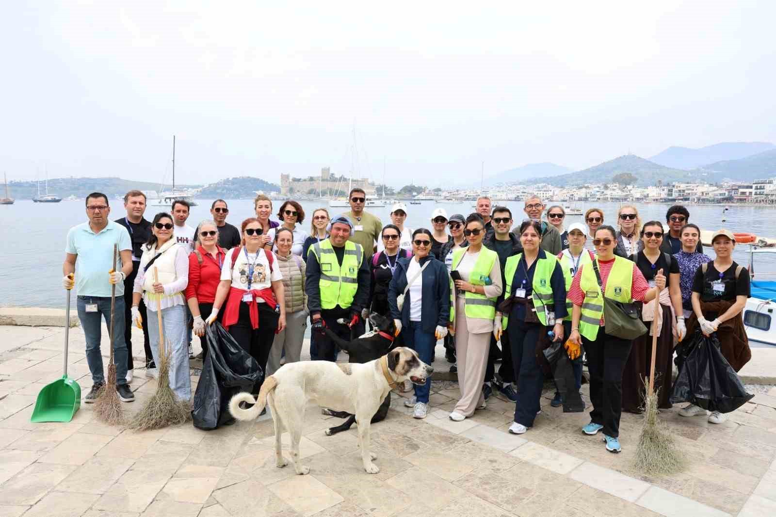 Bodrum’da temizlik seferberliği yeniden başladı

