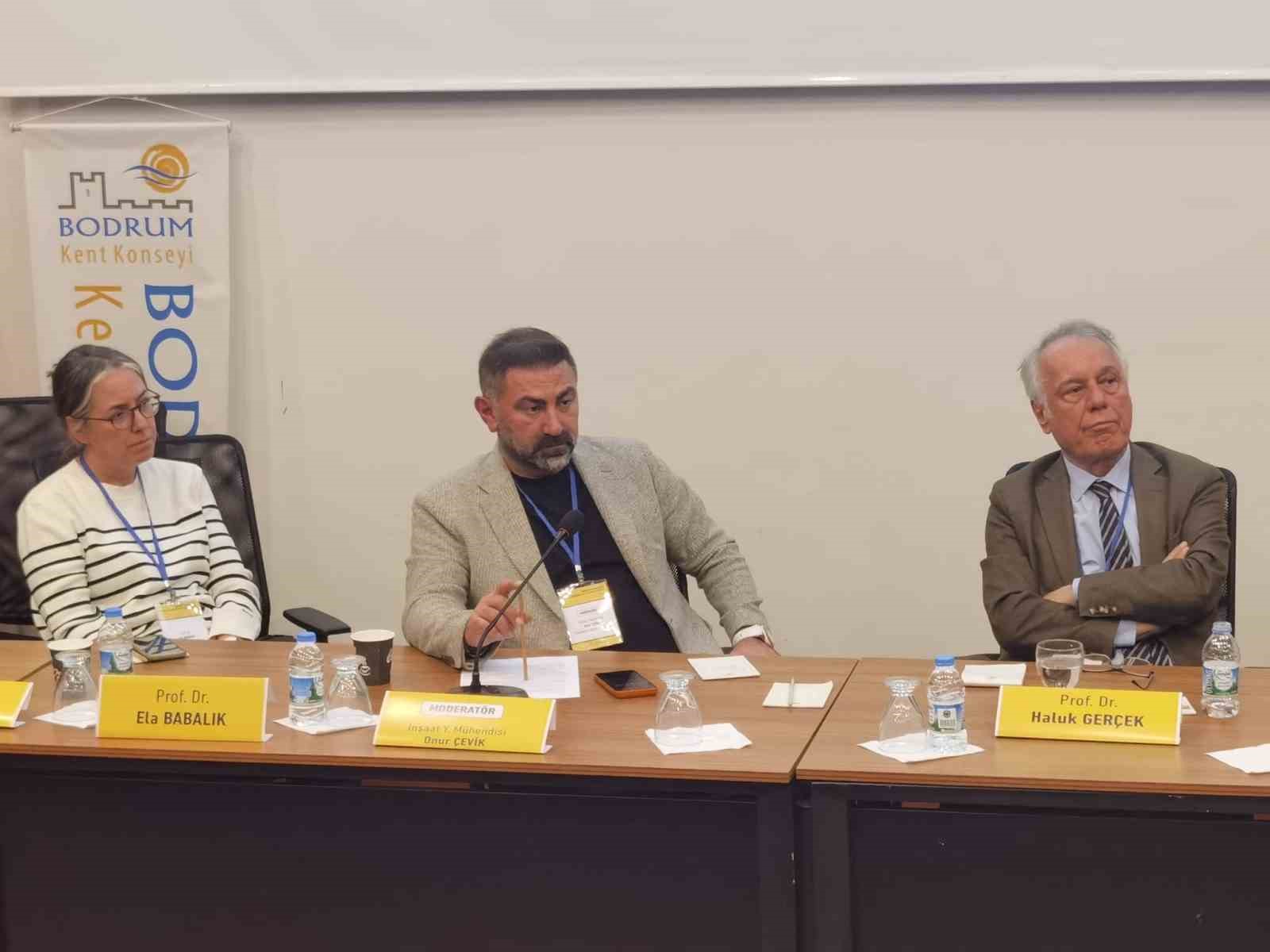 Bodrum’da ulaşım ve altyapı masaya yatırıldı: Uzmanlardan nüfus ve planlama uyarısı
