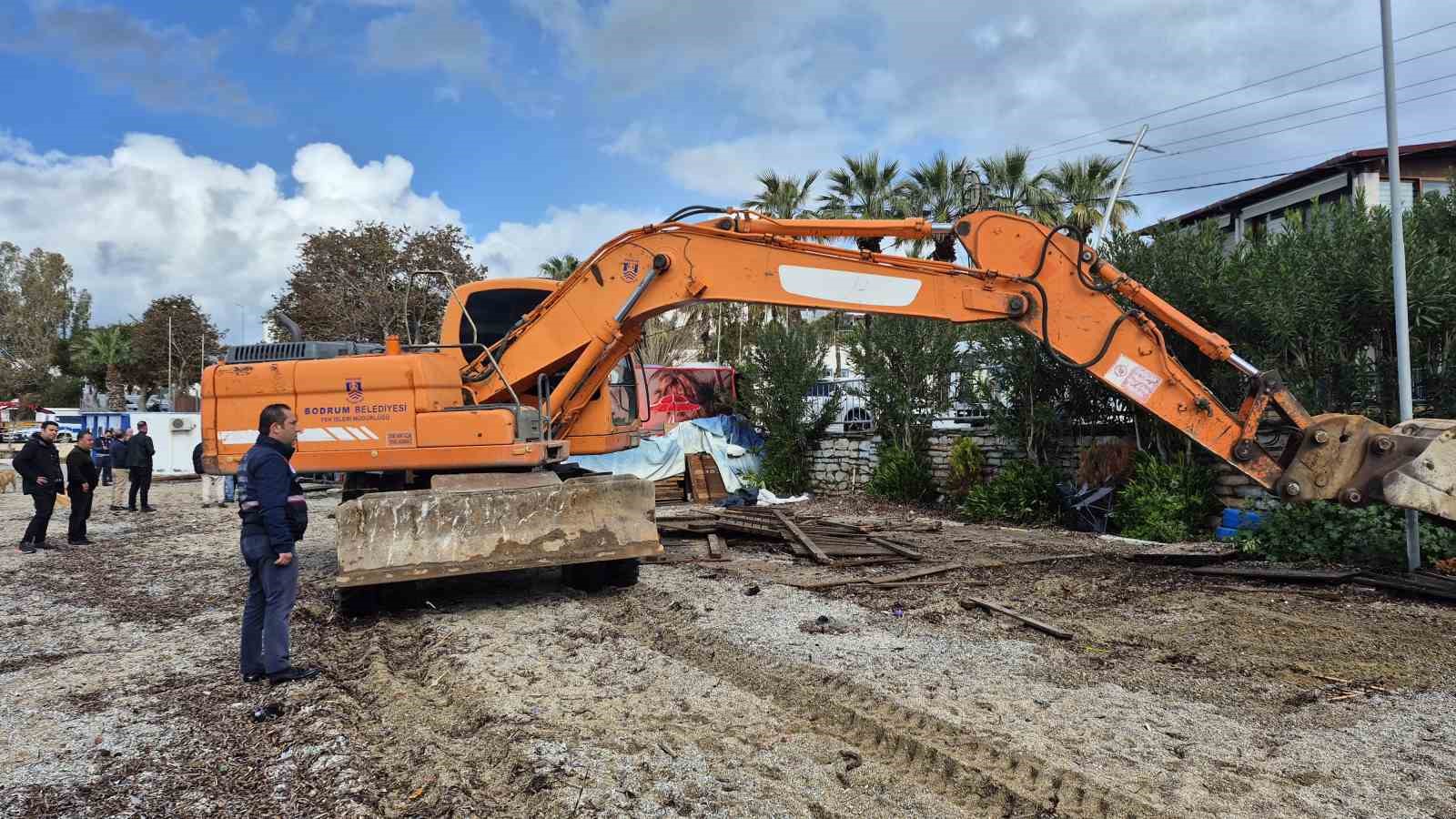 Bodrum’da yıkım başladı
