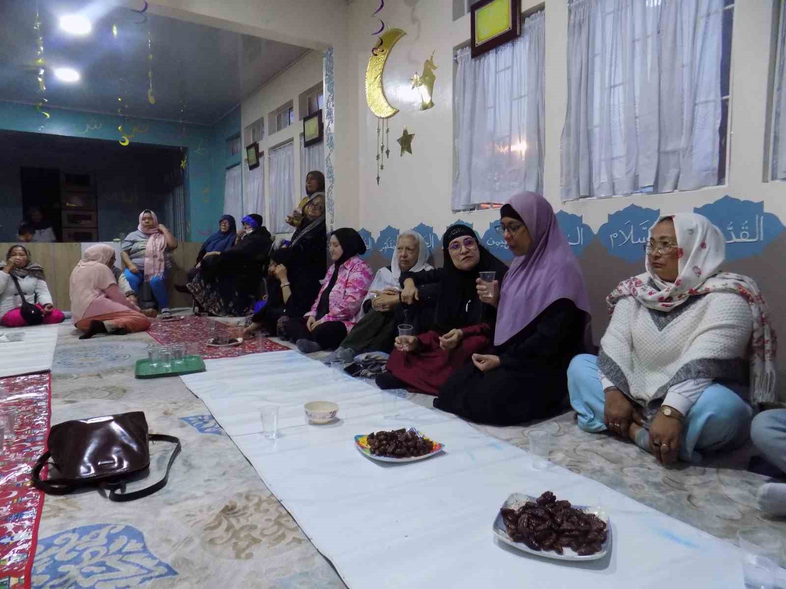 Bogota’taki Müslüman topluluk iftarını Estambul Camii’nde yapıyor
