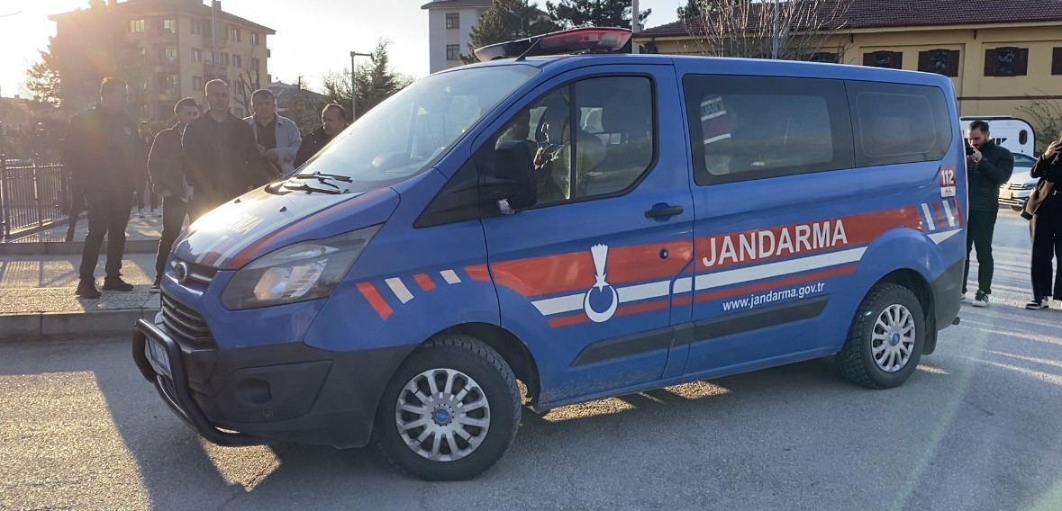 Bolu Belediyesi soruşturmasında serbest bırakılan 3 kişi savcının itirazı üzerine tutuklandı
