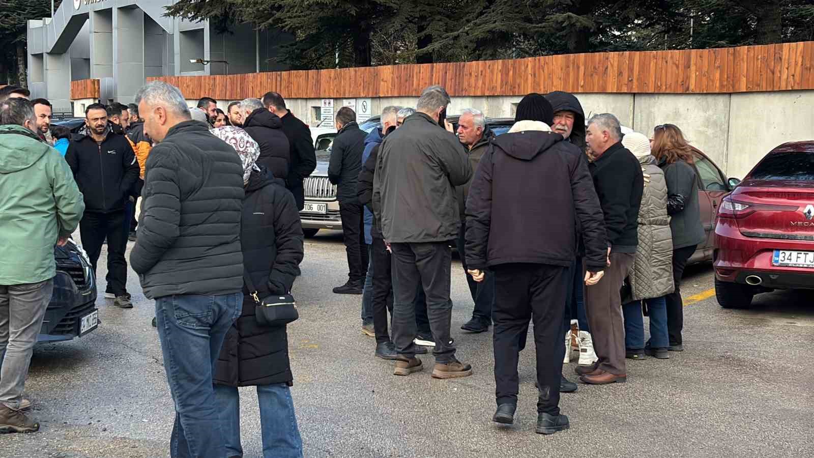 Bolu Belediyesine irtikap operasyonu: Tanju Özcan dahil 13 kişi gözaltında
