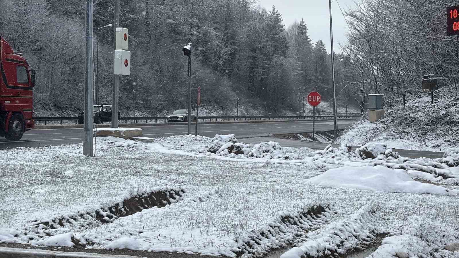 Bolu Dağı beyaza büründü

