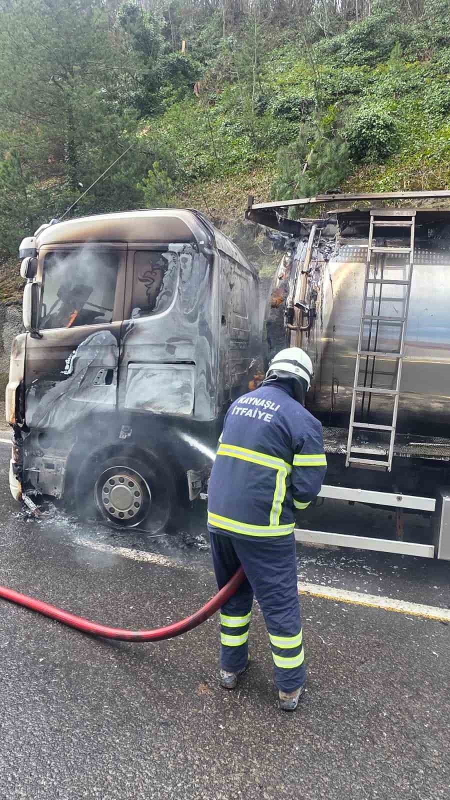 Bolu Dağı’nda tanker alev alev yandı
