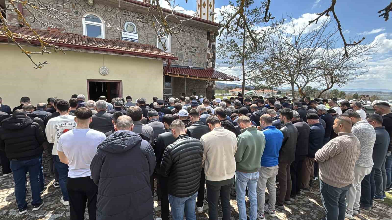 Bolu’da 2 aylık bebeğini öldürdüğü iddia edilen anne tutuklandı
