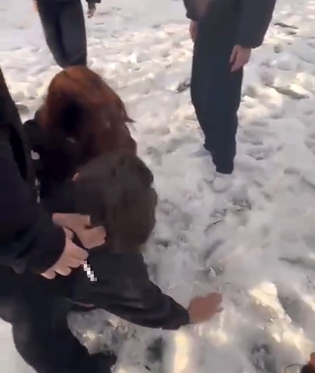 Bolu’da akran zorbalığı: Ortaokul öğrencilerinin önünü kesip darp ettiler
