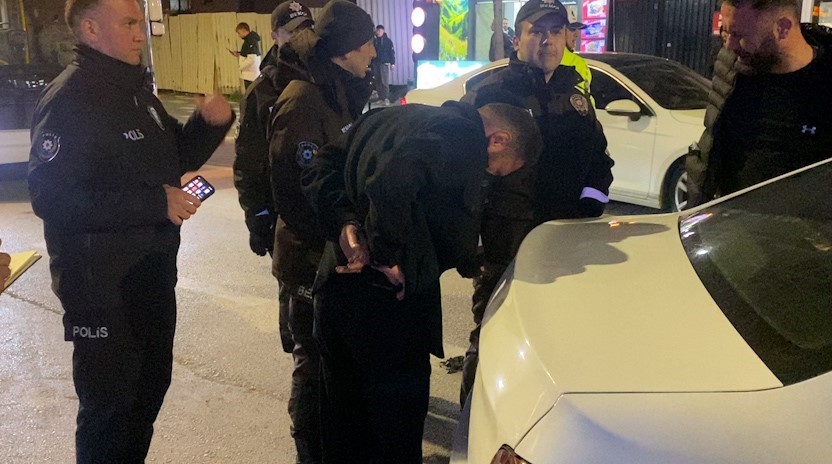 Bolu’da alacak verecek kavgasında silahlar konuştu
