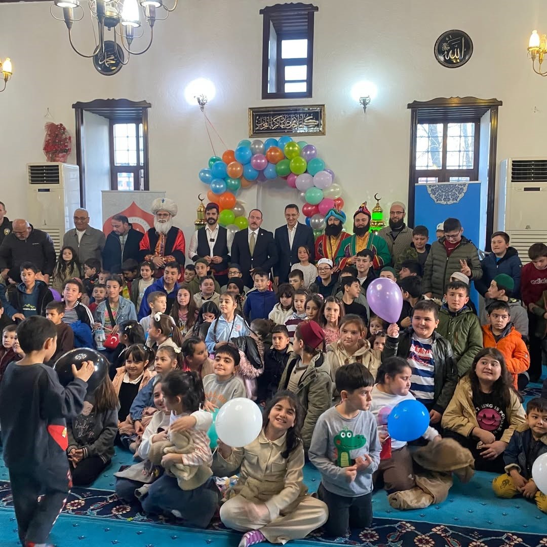 Bolu’da ‘Elveda Ramazan’ yürüyüşü
