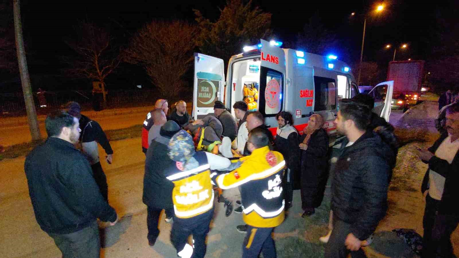 Bolu’da kazada ortalık savaş alanına döndü: 4 yaralı
