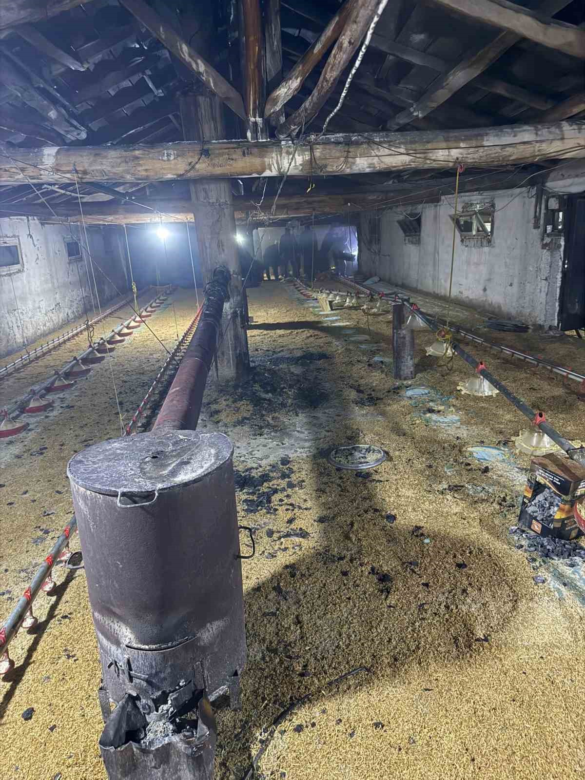 Bolu’da kümes yangını büyümeden söndürüldü
