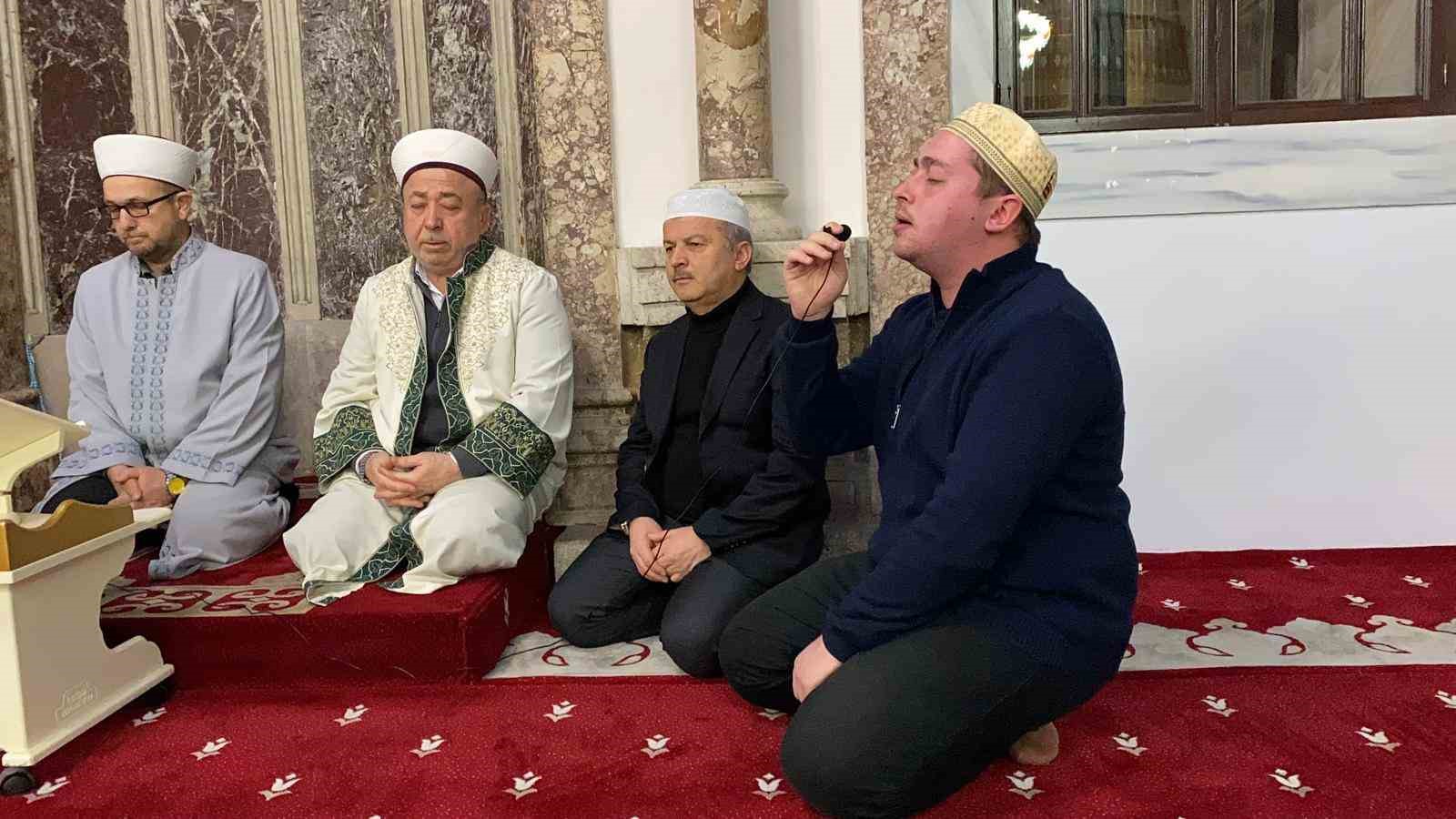 Bolu’da Mekke’nin Fethi dualarla anıldı
