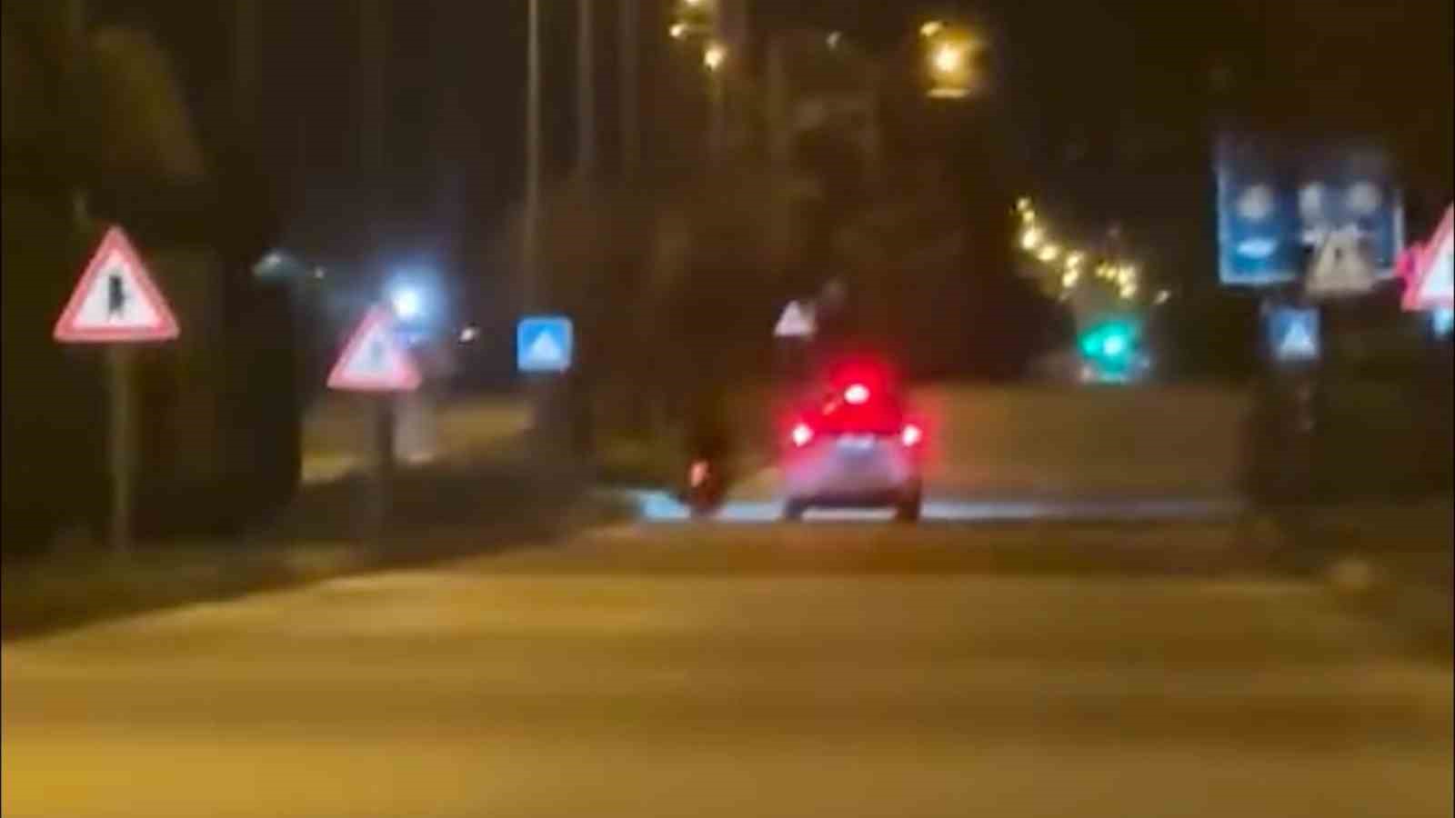 Bolu’da polisten kaçan plakasız motosikletlinin yakalanma anı kamerada

