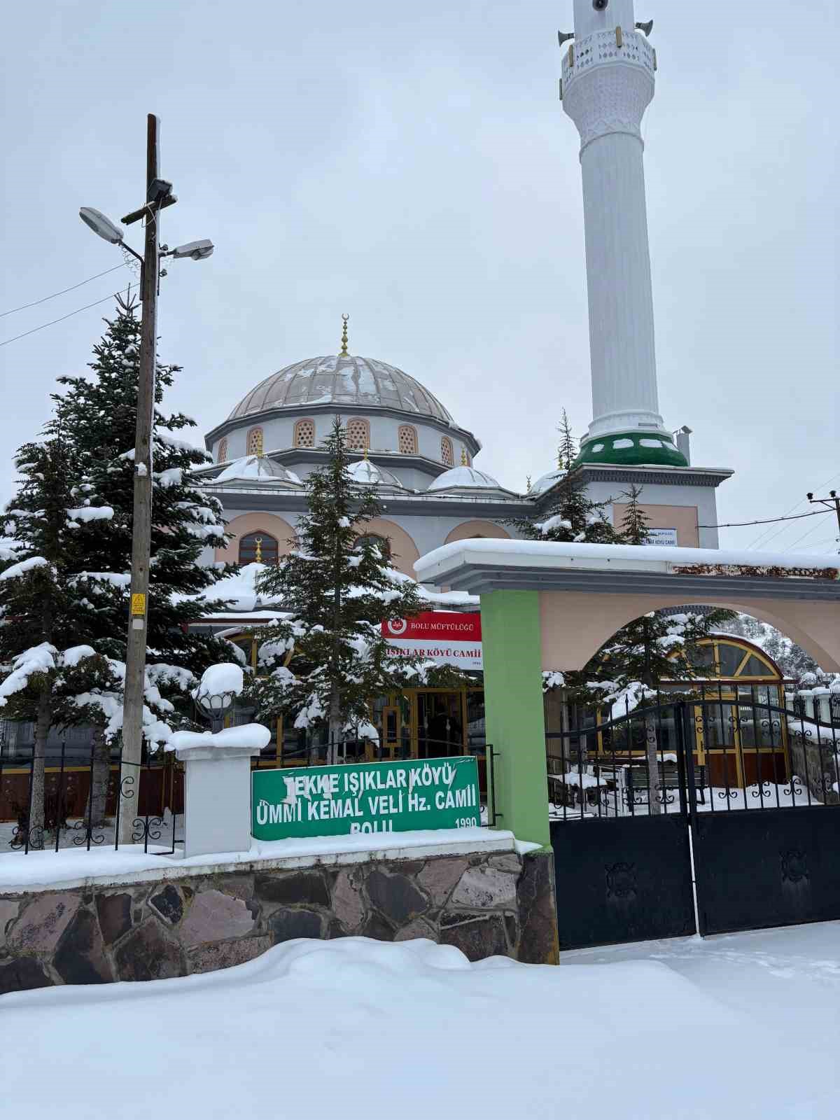 Bolu’da Seyyid Ümmi Kemal Türbesi’ne Sakal-ı Şerif bağışlandı
