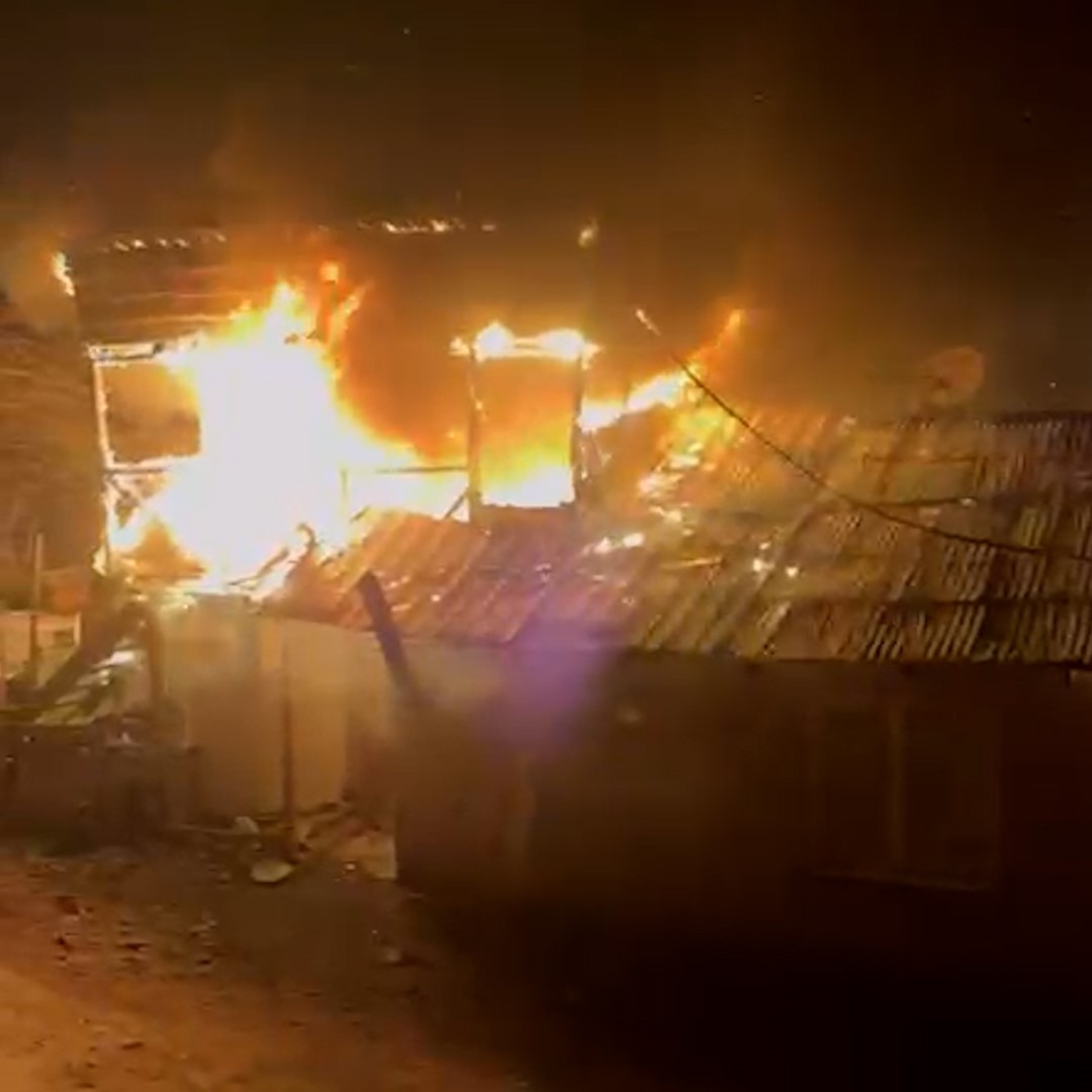 Bolu’da tek katlı ev küle döndü
