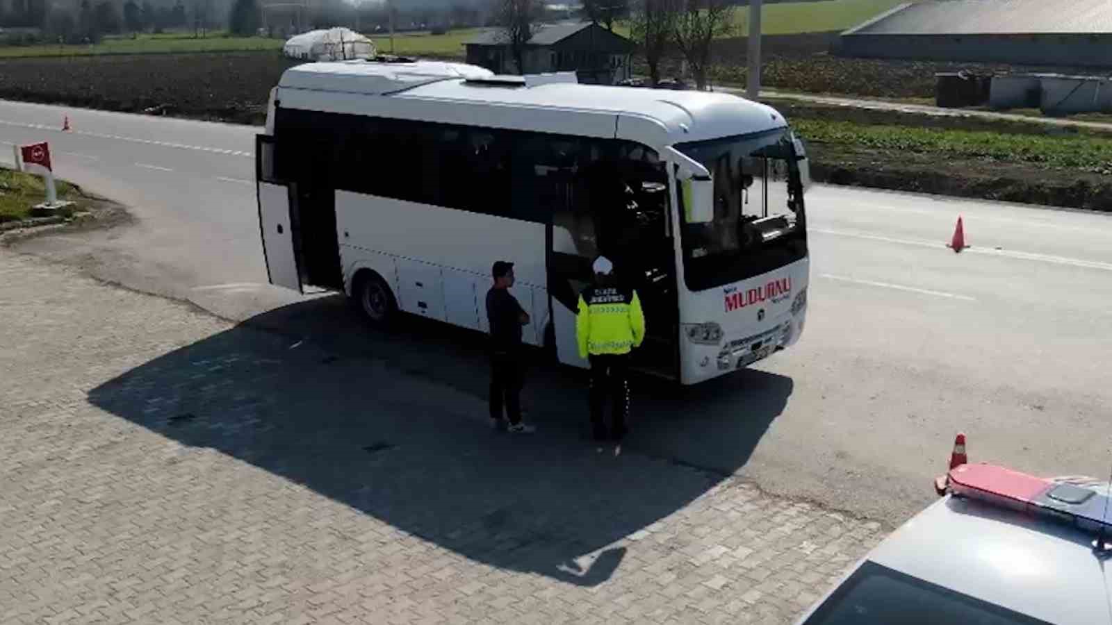 Bolu’da yolcu otobüslerine sivil jandarma denetimi
