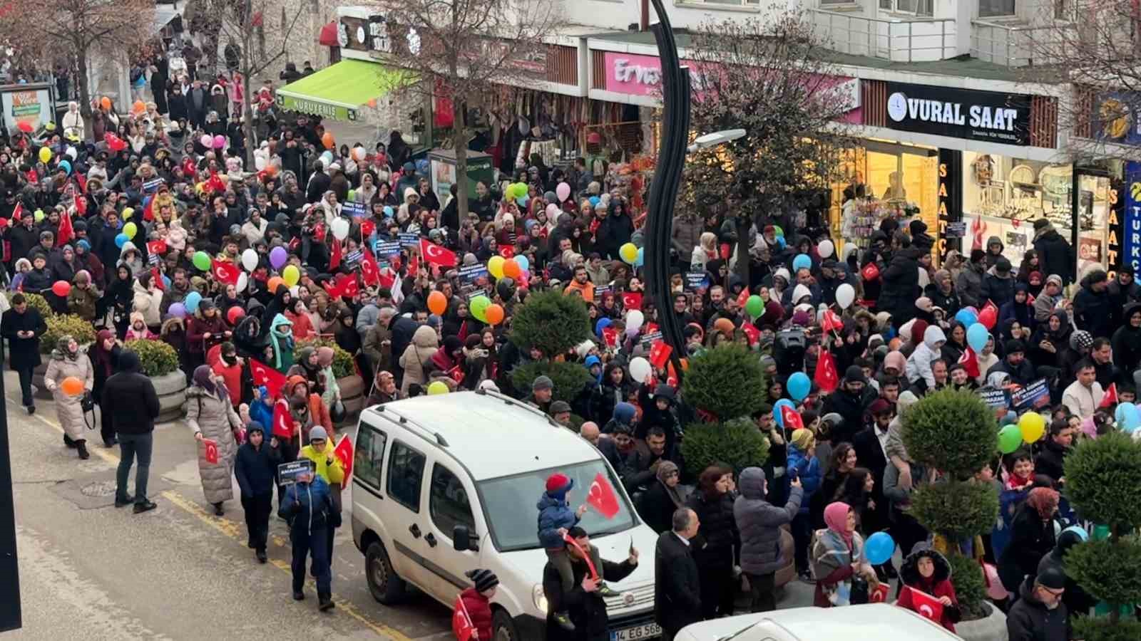 Bolu’da yüzlerce kişi ‘Ramazan Alayı’ yürüyüşünde buluştu
