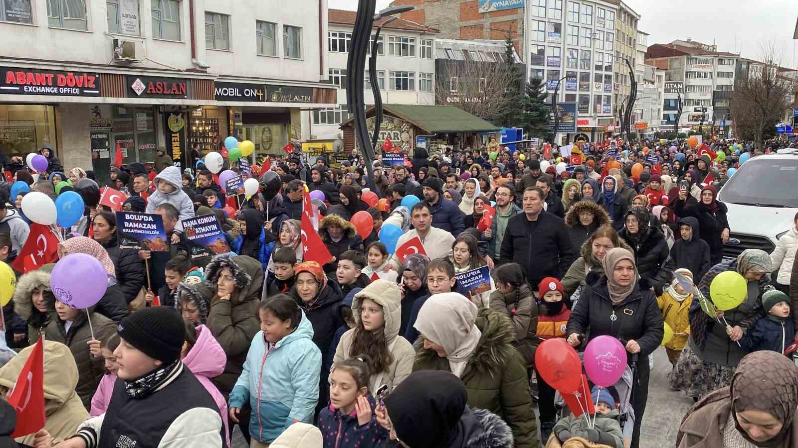 Bolu’da yüzlerce kişi ‘Ramazan Alayı’ yürüyüşünde buluştu
