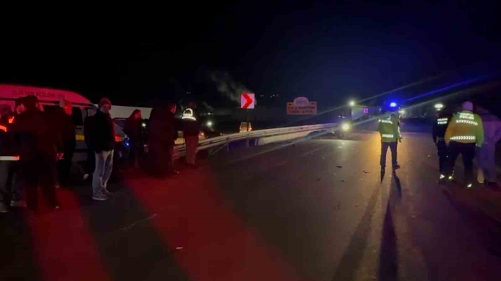 Bolu’daki kazada hayatını kaybeden kadının kimliği belli oldu
Bolu’daki kazada hayatını kaybeden kadının kimliği belli oldu