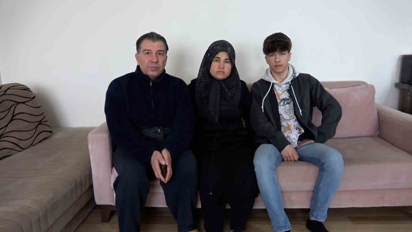 Bolu’dan Adana’ya bayram ziyaretine giden 16 yaşındaki kız kayboldu
