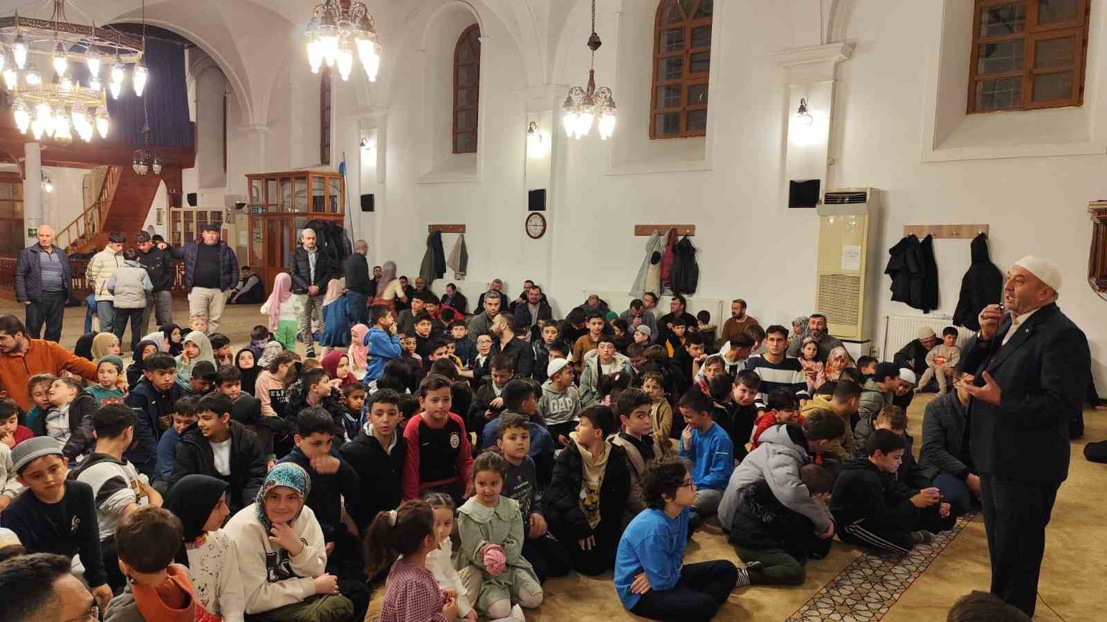 Bolvadin’de ‘Vakti Kuşanmak Projesi’ devam ediyor
