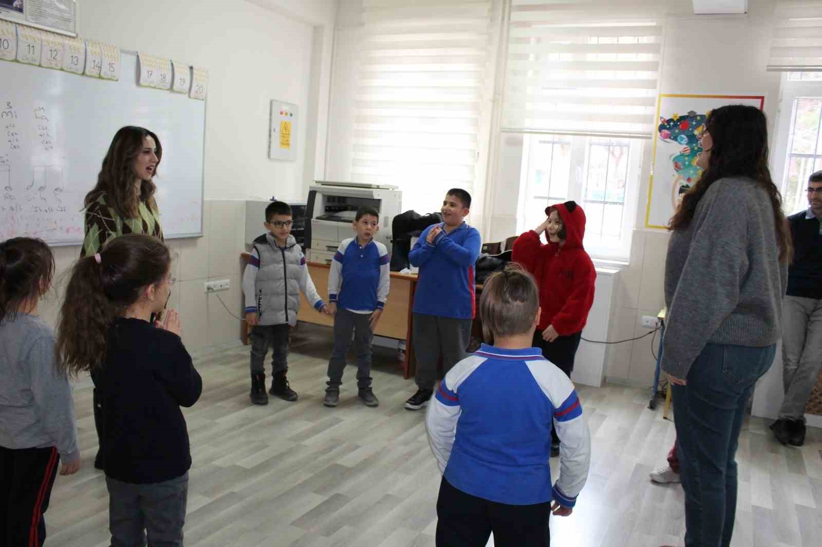 Bor Kütüphanesi’nden özel öğrencilere anlamlı etkinlik
