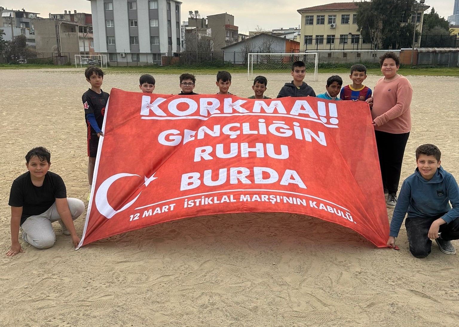 Bornovalı kursiyerlerden ’Korkma’ mesajı
