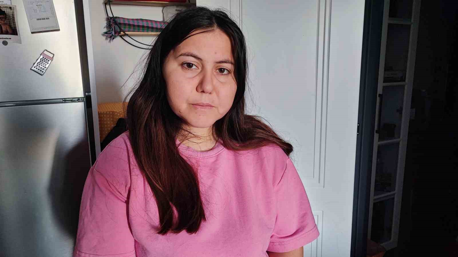 Boşanma aşamasındaki kocası tarafından darp edilip telefonunun gasp edildiği iddiası
