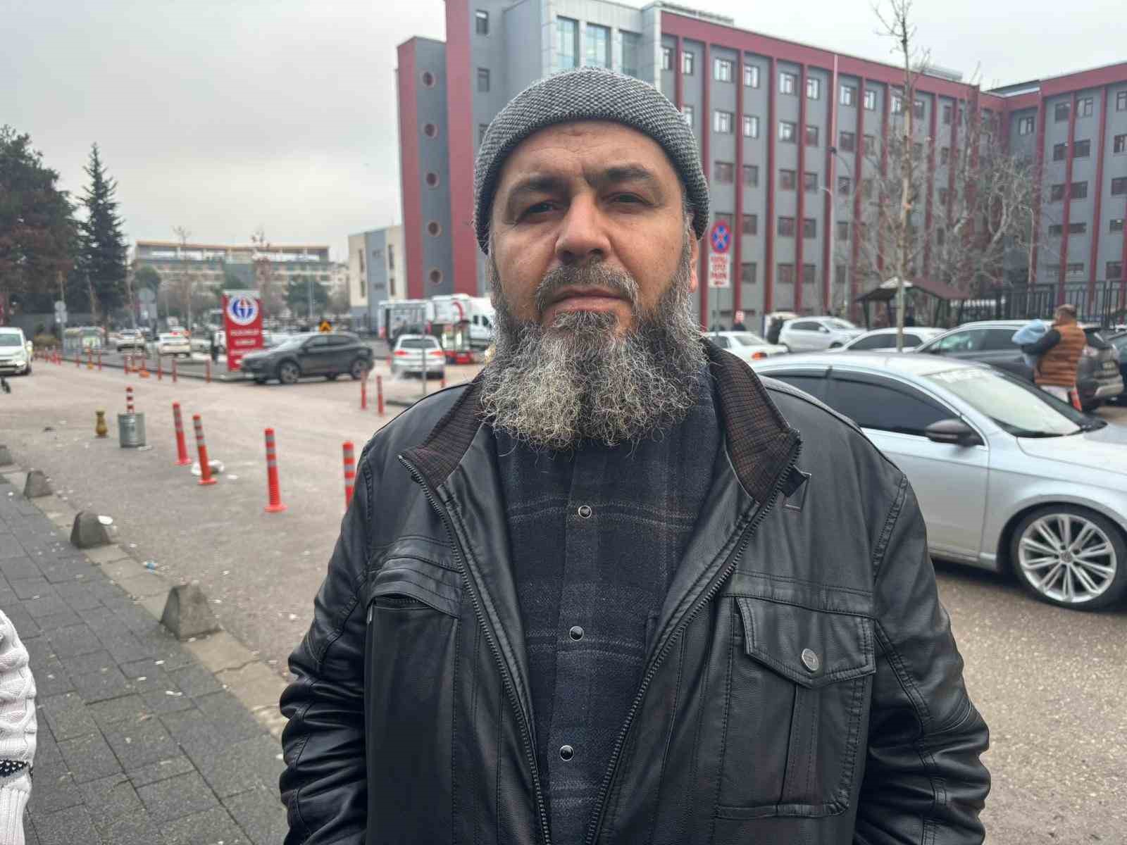 Boşanmak isteyen kadın eşi tarafından öldüresiye darp edildi
