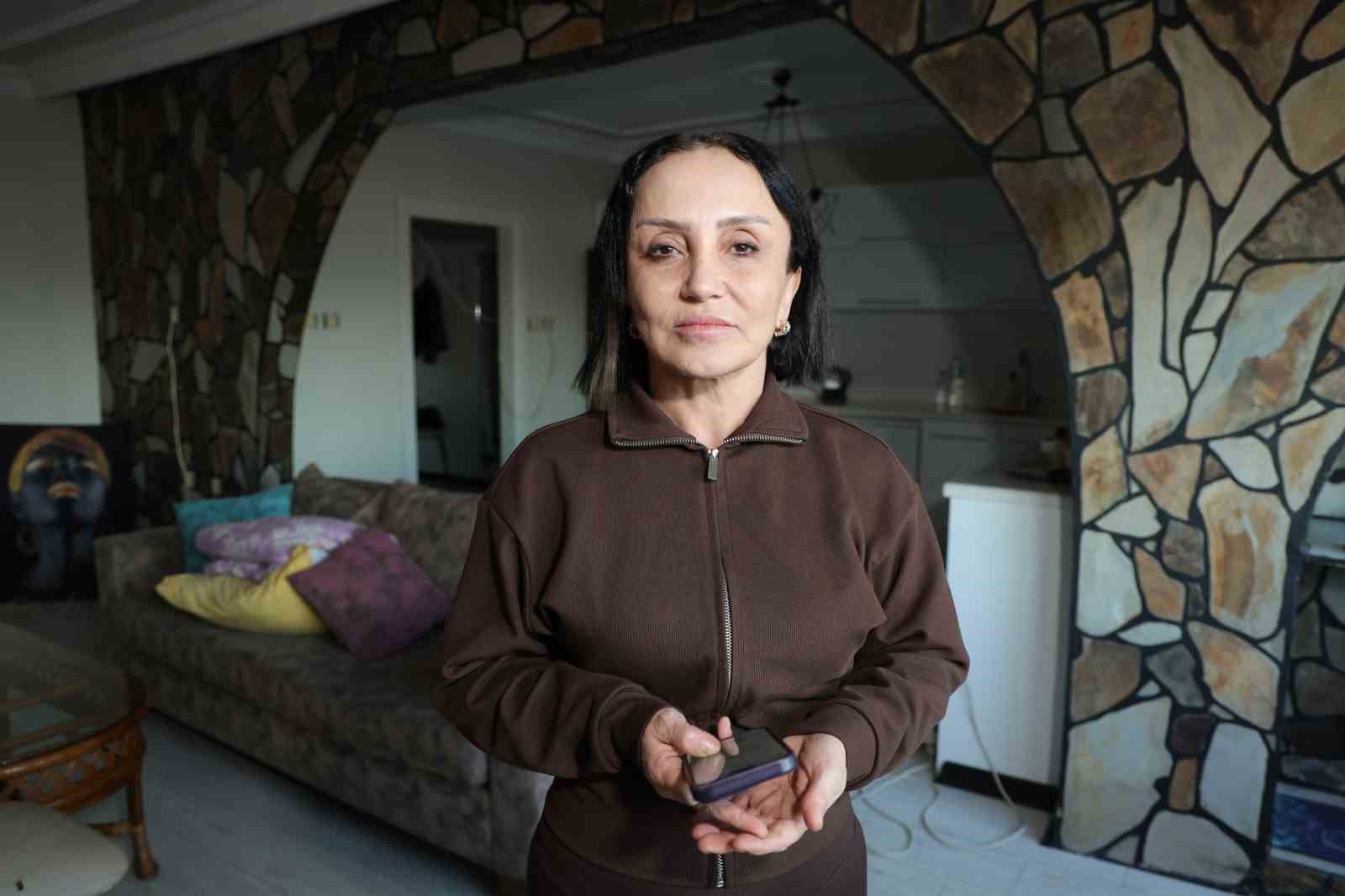 Boşanmaya çalıştığı eşi, yapmadığını bırakmadı
