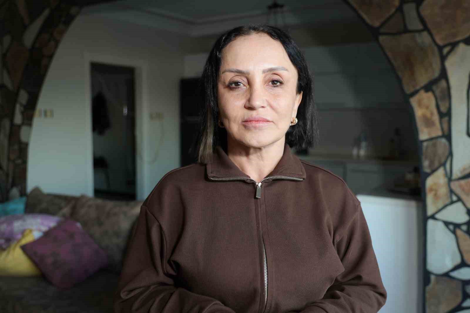 Boşanmaya çalıştığı eşi, yapmadığını bırakmadı
