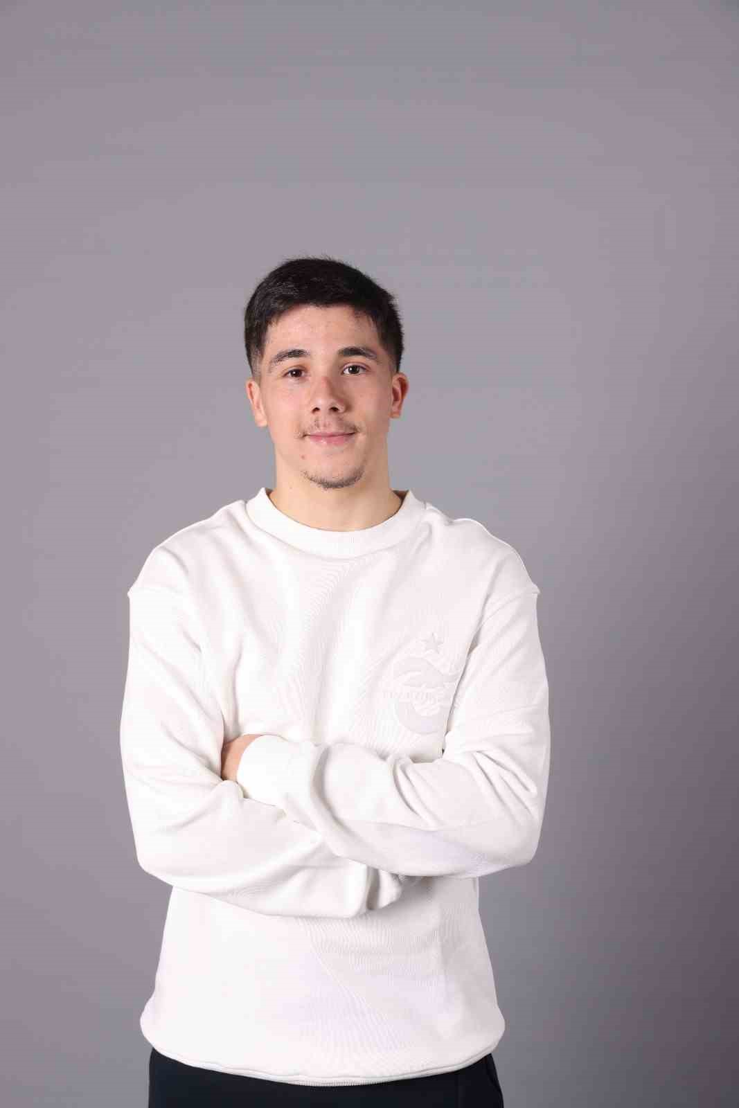 Bouchouari: "Trabzonspor’da kendimi göstermek istiyorum"
