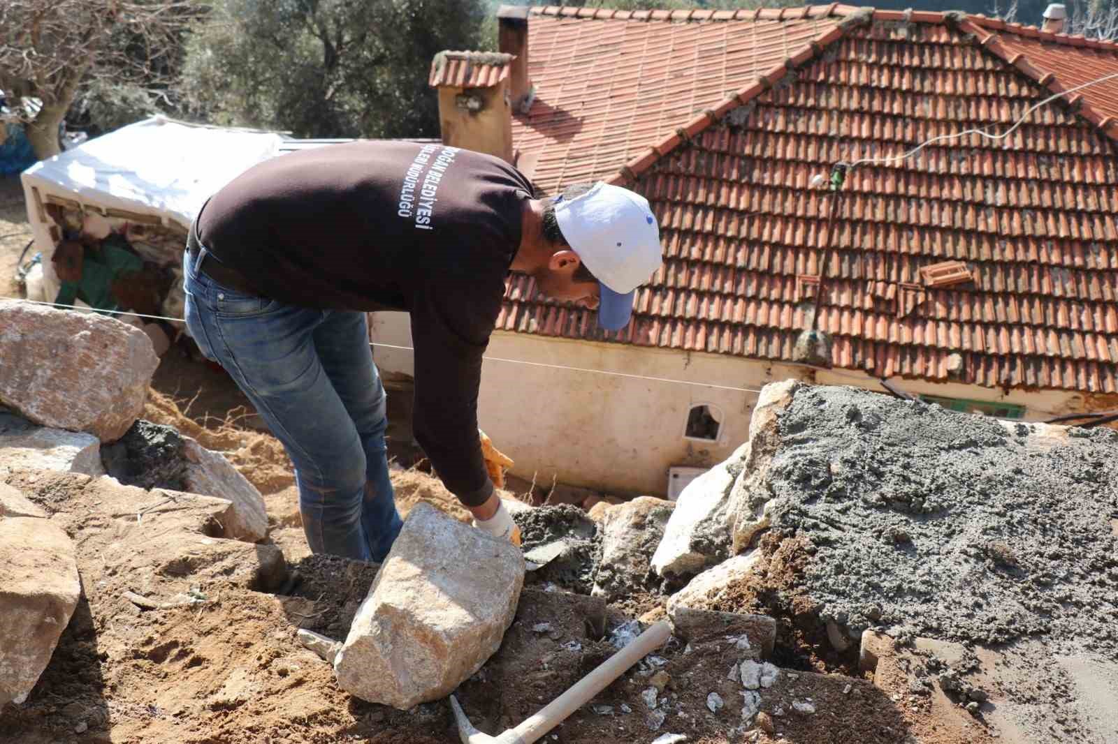 Bozdoğan’da taş duvar örme işi tamamlandı
