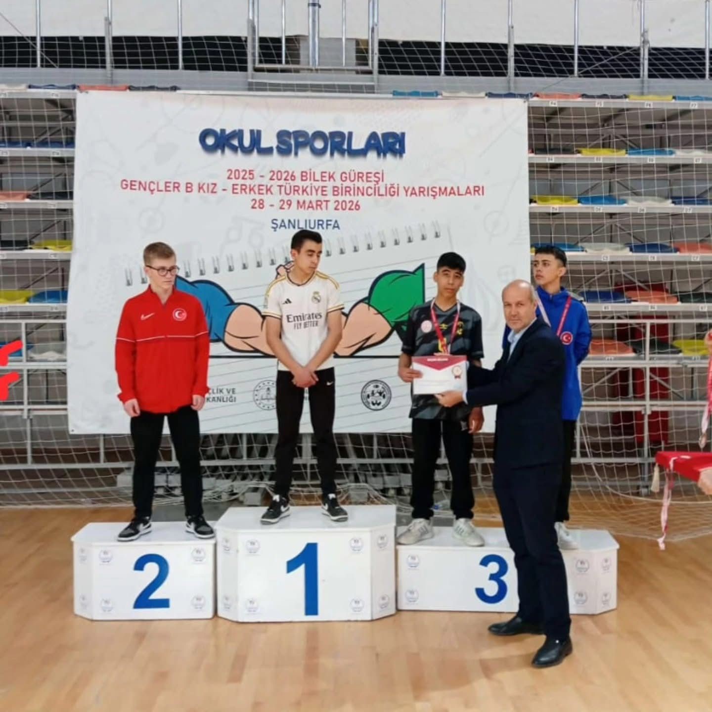 Bozdoğanlı öğrenciler başarılarıyla gururlandırdı
