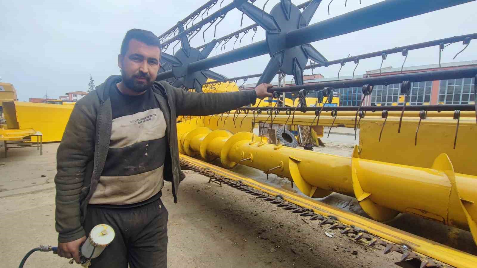 Bozkırın sarı devleri hasat için bakıma alındı
