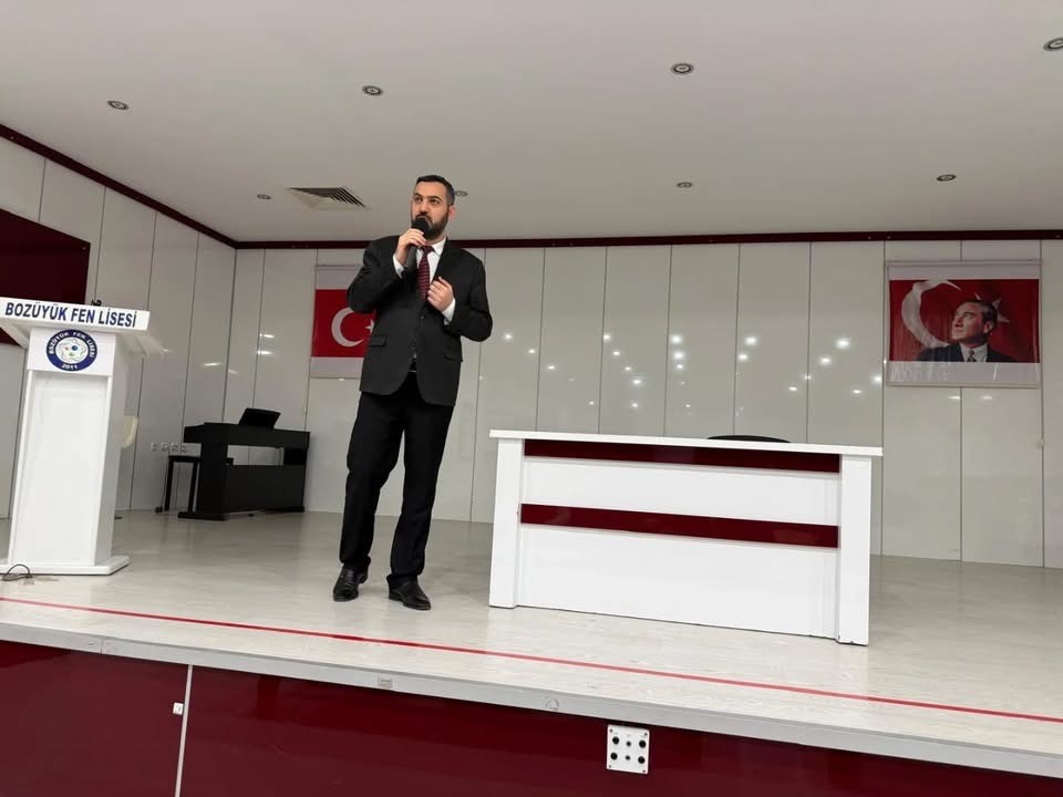 Bozüyük Fen Lisesi’nde "Ramazan, Cami ve Hayat" Konferansı
