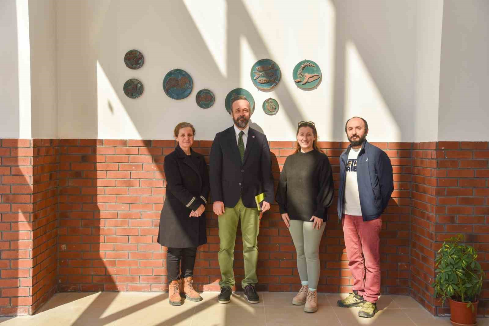 BŞEÜ yemekhanesine sanatsal dokunuş
BŞEÜ yemekhanesine sanatsal dokunuş
