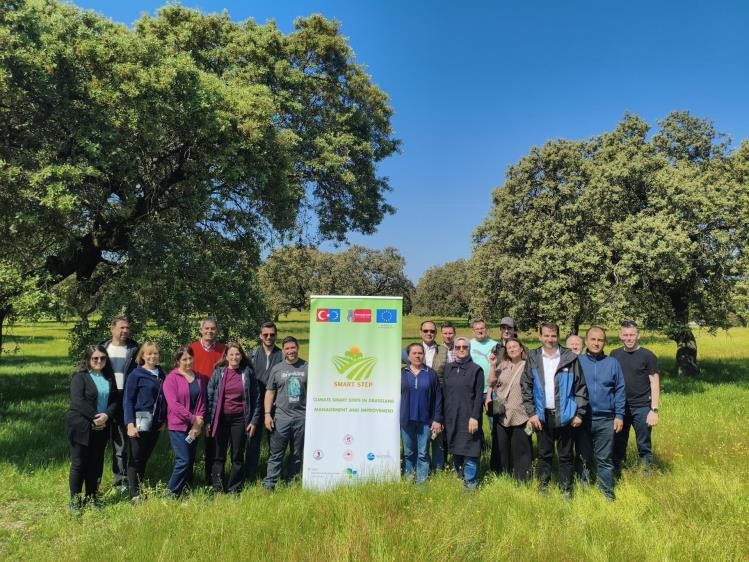 BŞEÜ’den meraların iklim değişikliğine karşı korunmasında önemli adım
BŞEÜ’den meraların iklim değişikliğine karşı korunmasında önemli adım