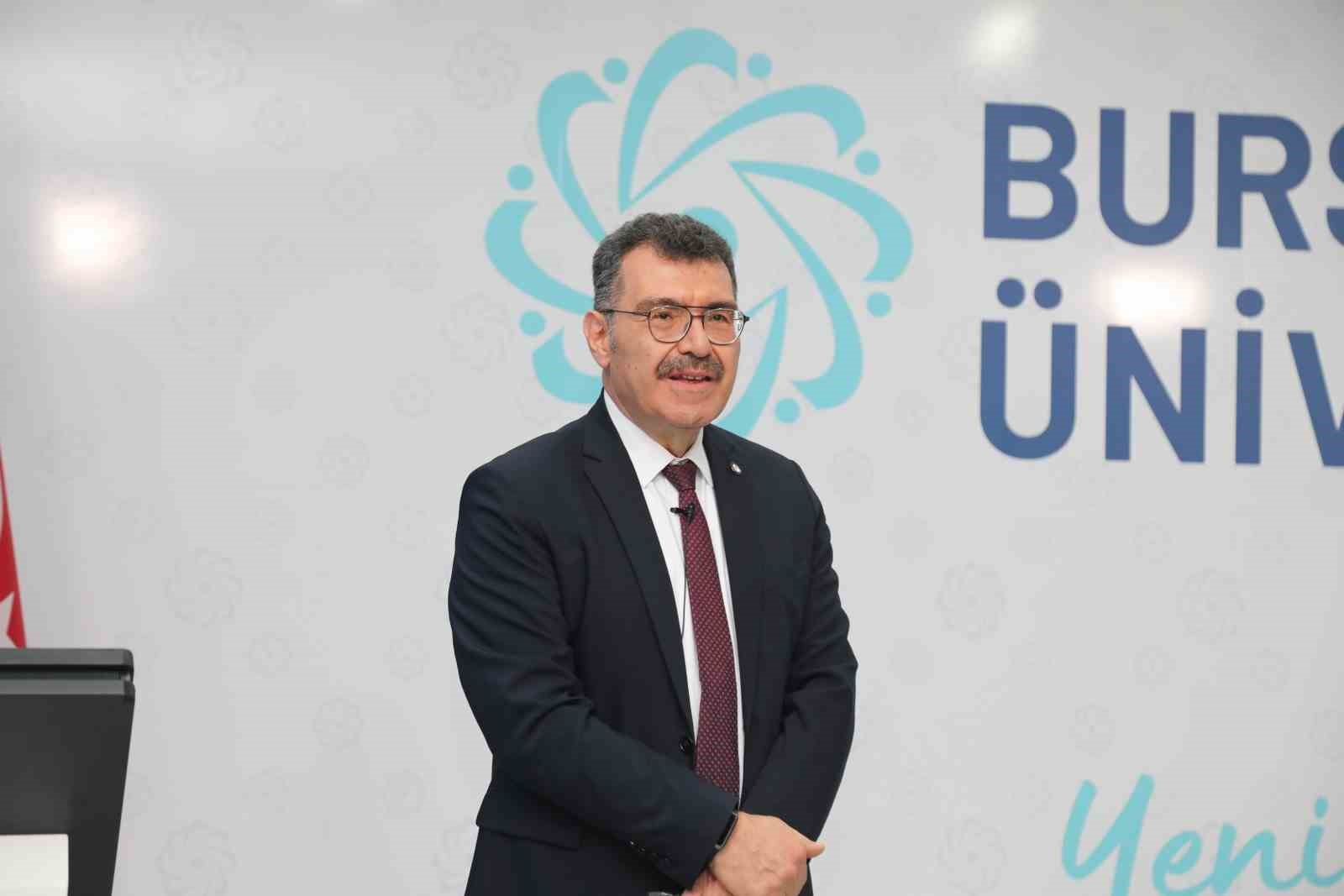 BTÜ Konuşmaları’nda küresel riskler ve yükseköğretiminin geleceği ele alındı
