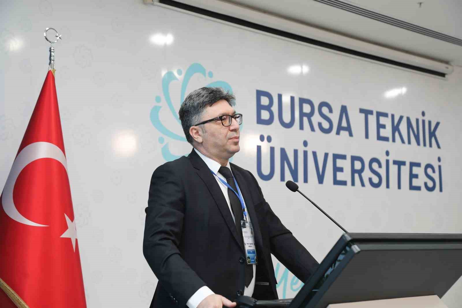 BTÜ’de kestane ormanlarının geleceği masaya yatırıldı
