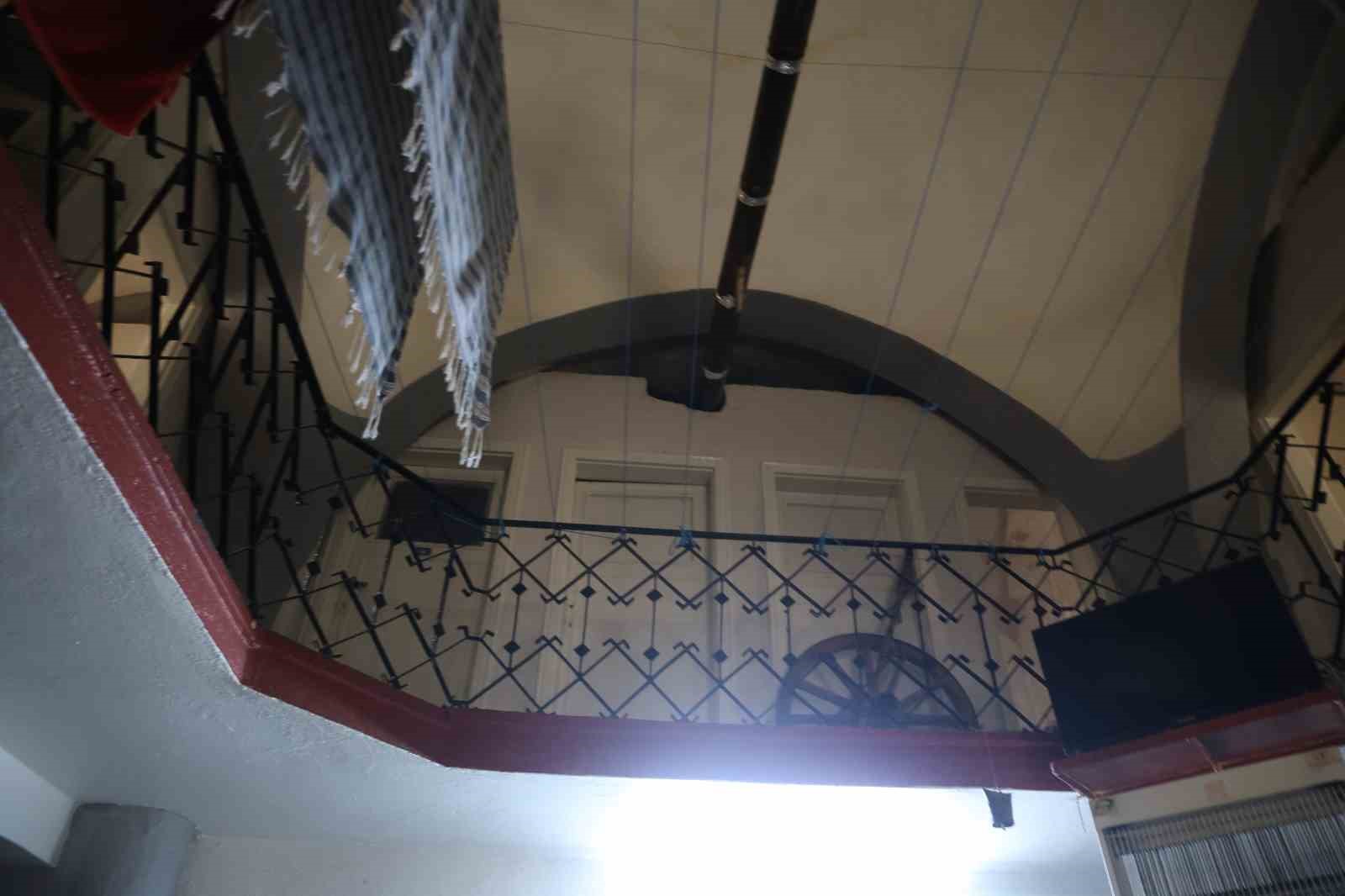 Bu hamam 3 asırdır insanları temizliyor
Bu hamam 3 asırdır insanları temizliyor