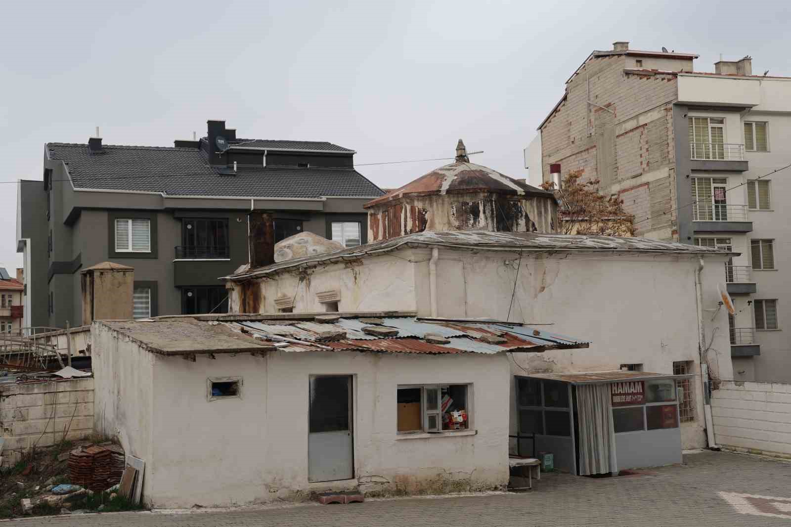 Bu hamam 3 asırdır insanları temizliyor
Bu hamam 3 asırdır insanları temizliyor