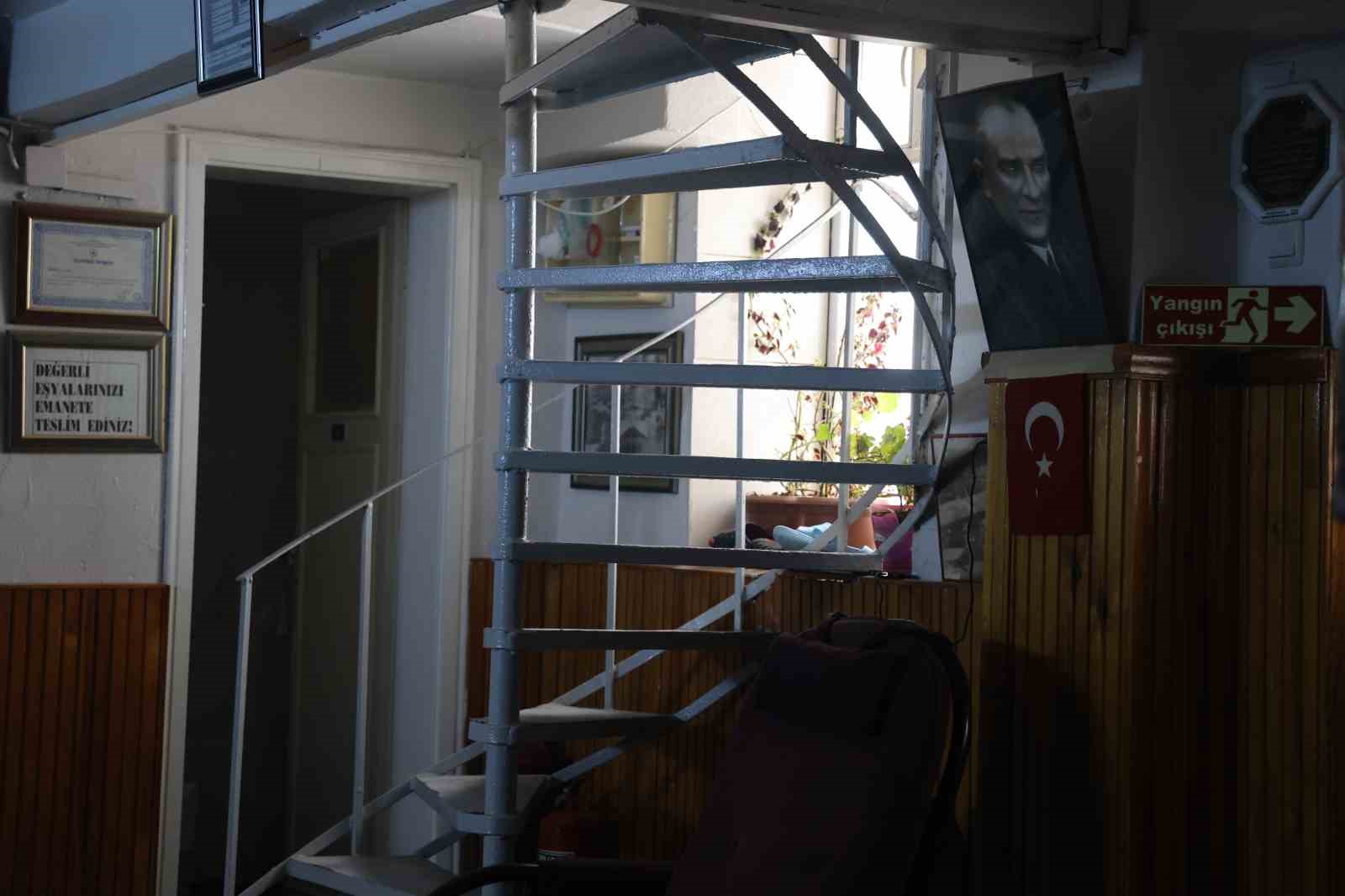 Bu hamam 3 asırdır insanları temizliyor
Bu hamam 3 asırdır insanları temizliyor