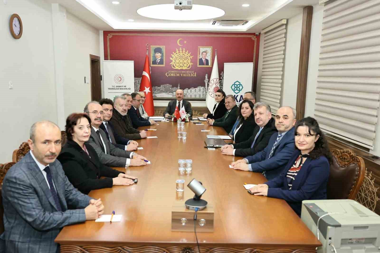 Bu proje ile mezun olan gençlerin istihdama katılması sağlanacak
Bu proje ile mezun olan gençlerin istihdama katılması sağlanacak