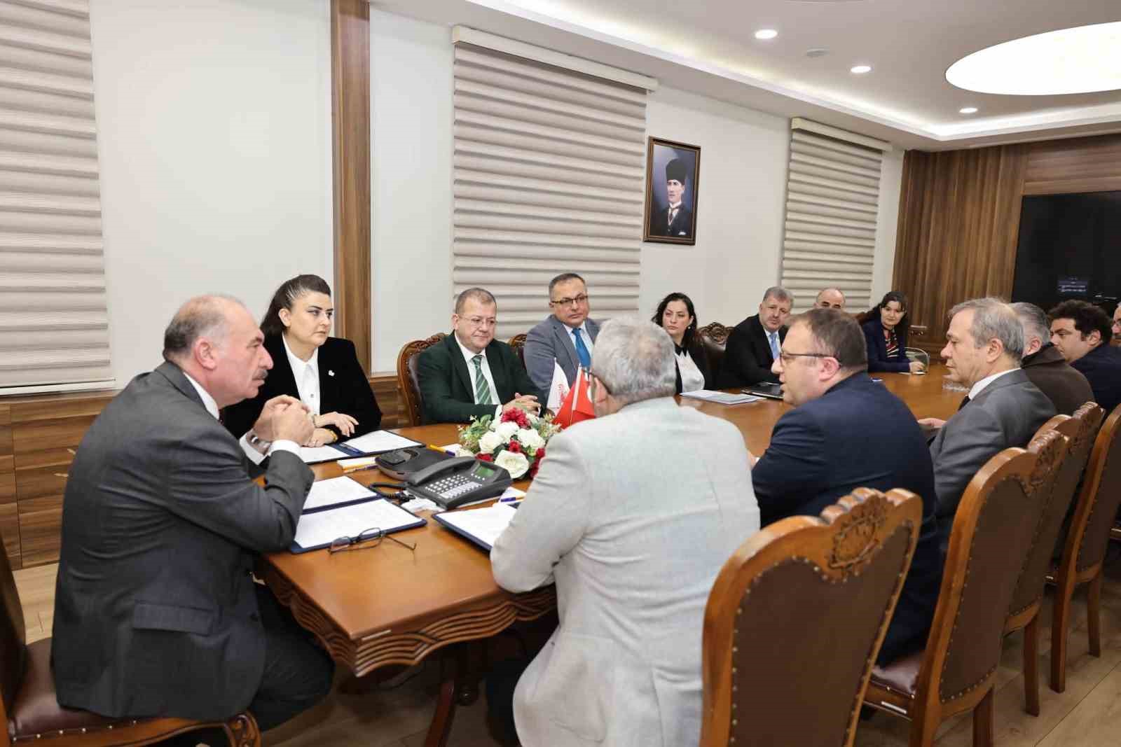 Bu proje ile mezun olan gençlerin istihdama katılması sağlanacak
Bu proje ile mezun olan gençlerin istihdama katılması sağlanacak