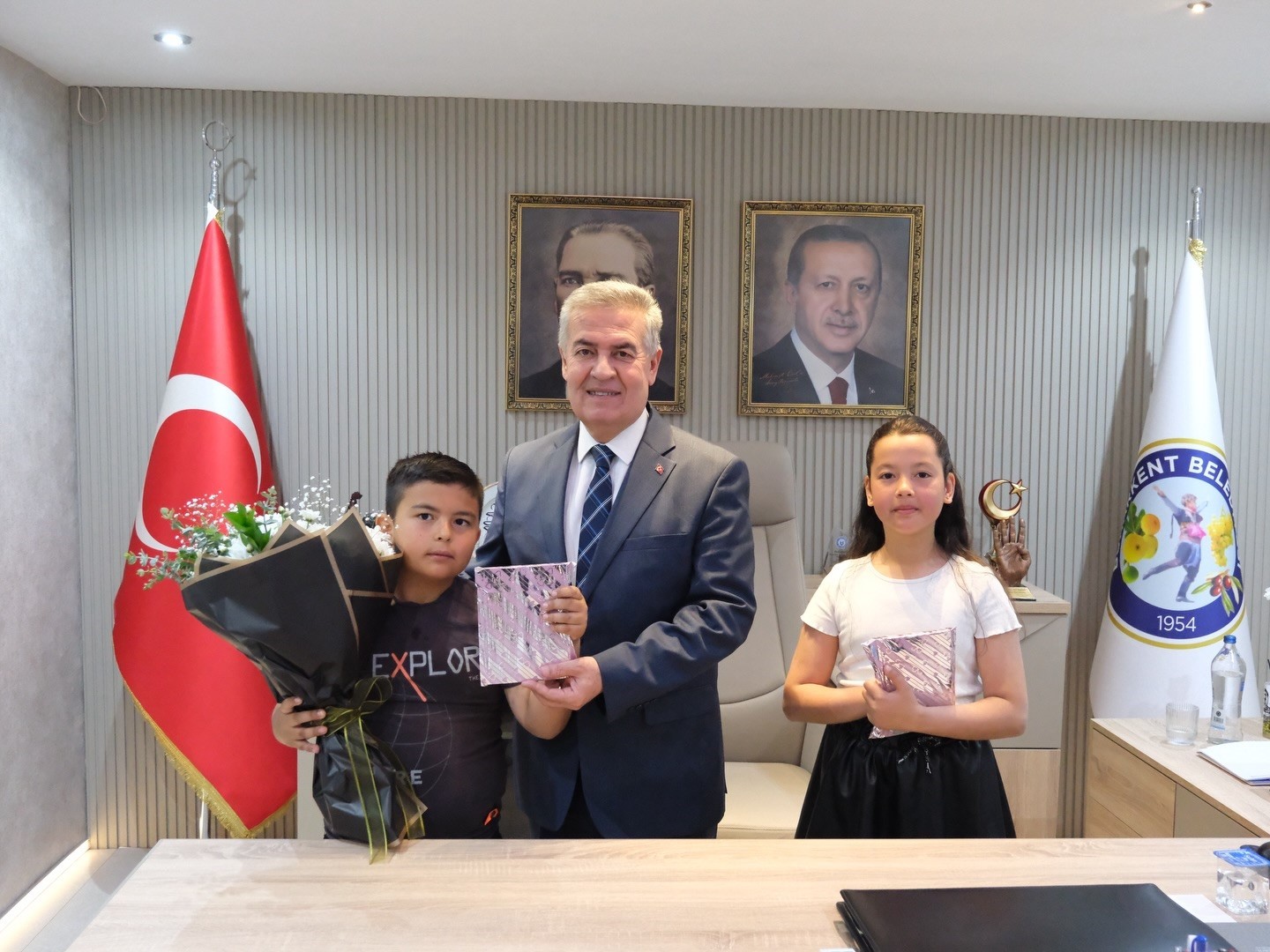 Buharkent’te başkanlık koltuğu değişti
