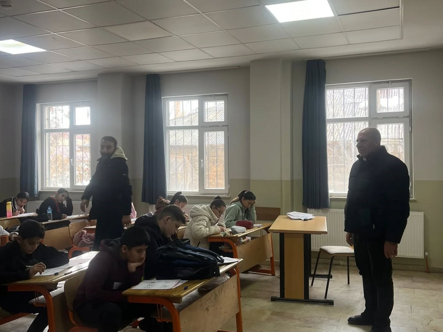 Bulanık İlçe Milli Eğitim Müdürü Aral, DYK kurslarını yerinde inceledi
