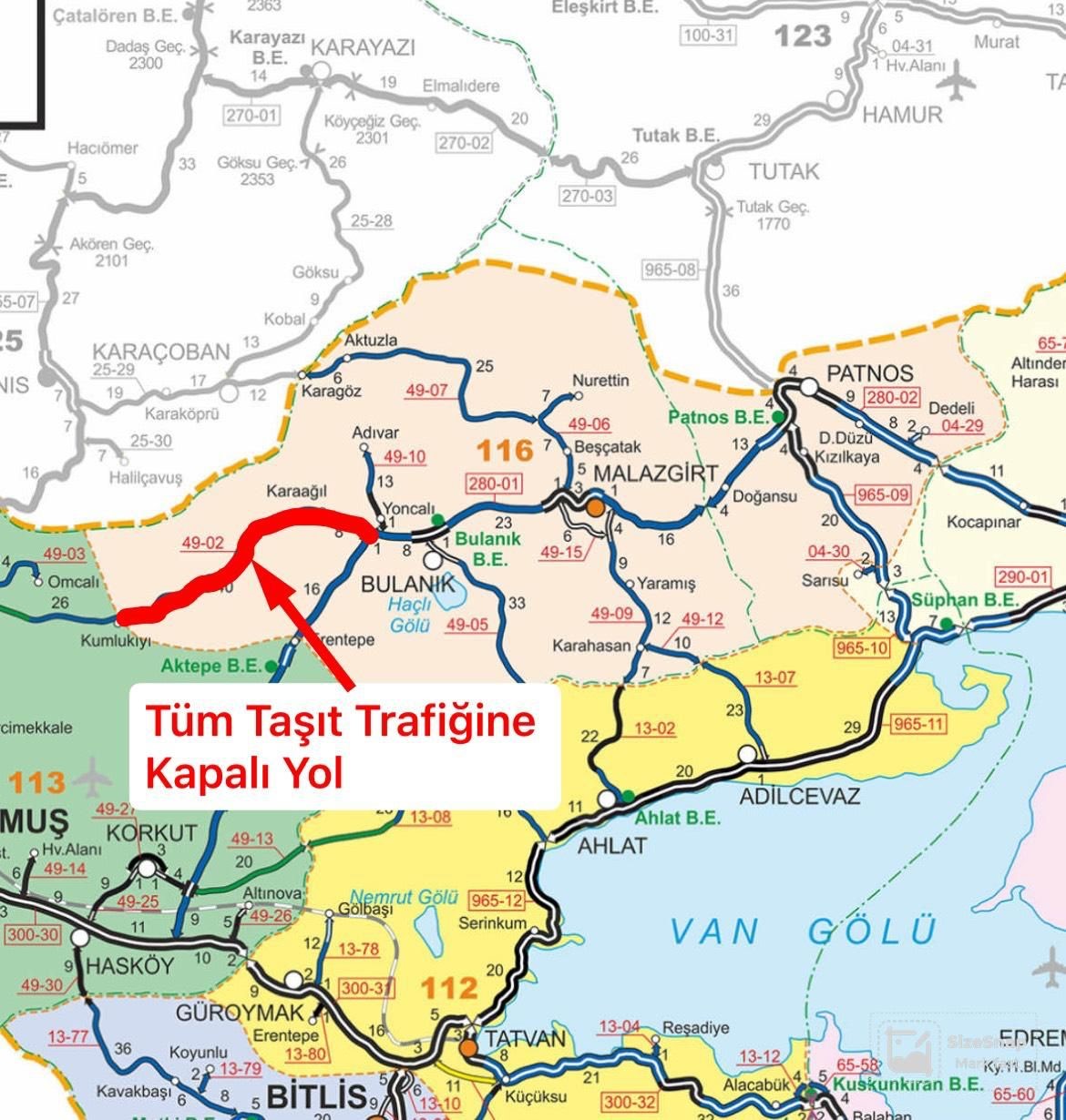 Bulanık-Kumlukıyı karayolu tipi nedeniyle ulaşıma kapatıldı
